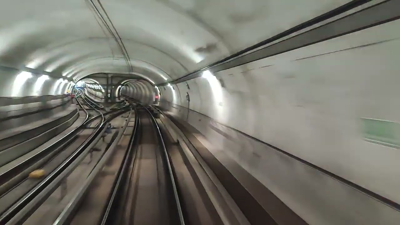 Nürnberg Metro 🧐#travel#germany#italy#america#viral#шорти#show#shorts#ytshorts#usa#new#love#music 