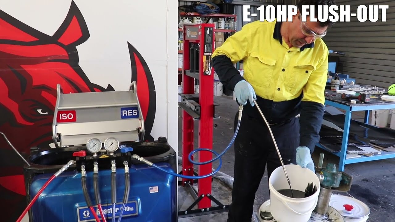 13 Graco E-10HP Flush Out