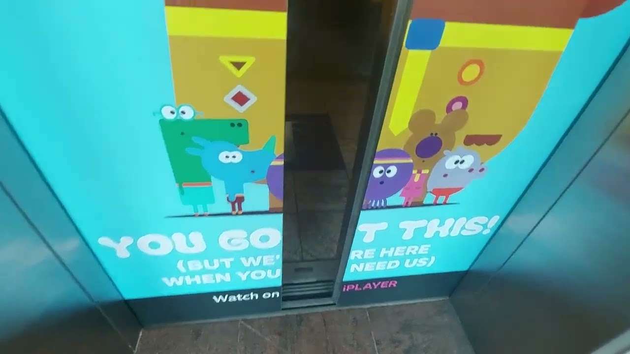 1997 Otis2000H Lifts @ Trafford Shopping Mall in Trafford