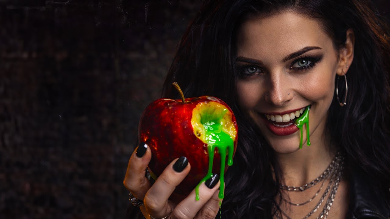 Vexa Raven – Poison You Crave (Official Music Video)