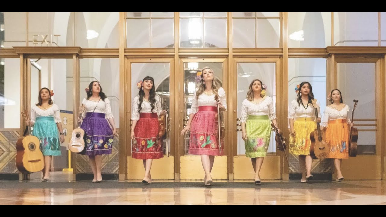 Metro Art x the Autry Present Versos y Besos with Las Colibrí