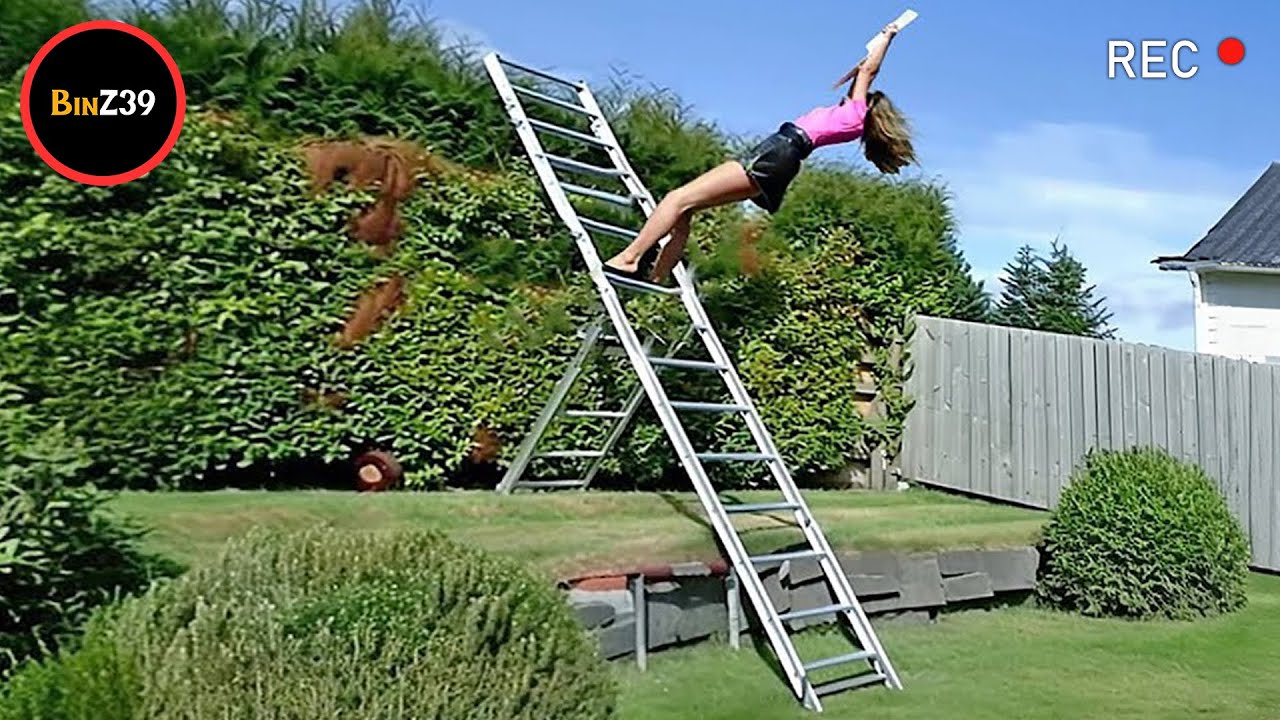 TOTAL IDIOTS AT WORK #17 | Fail compilation
