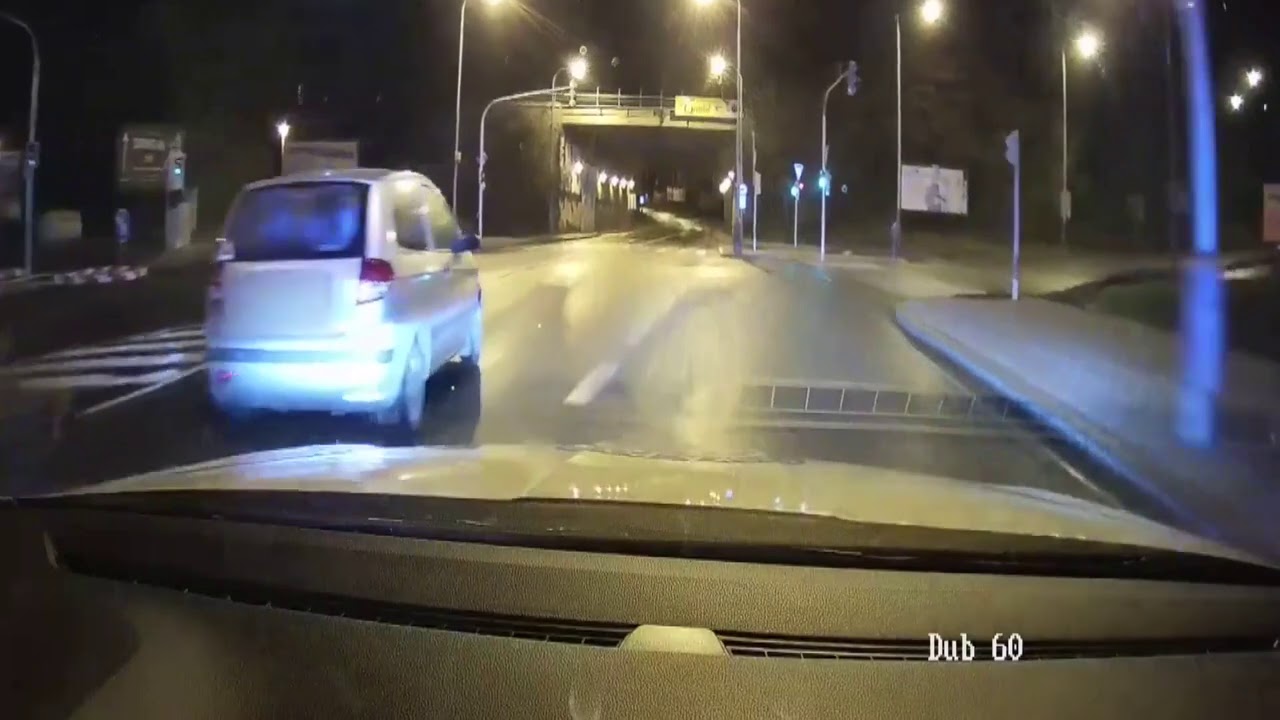 ZASTAVENÍ OPILÉHO ŘIDIČE JEDOUCÍHO BEZ ROZSVÍCENÝCH SVĚTEL