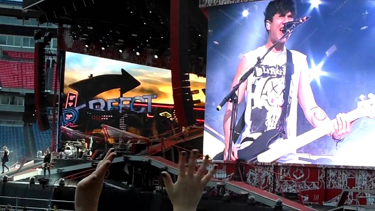 5 SECONDS OF SUMMER- INTRO AND 18, NASHVILLE TN, AUG 19, 2014