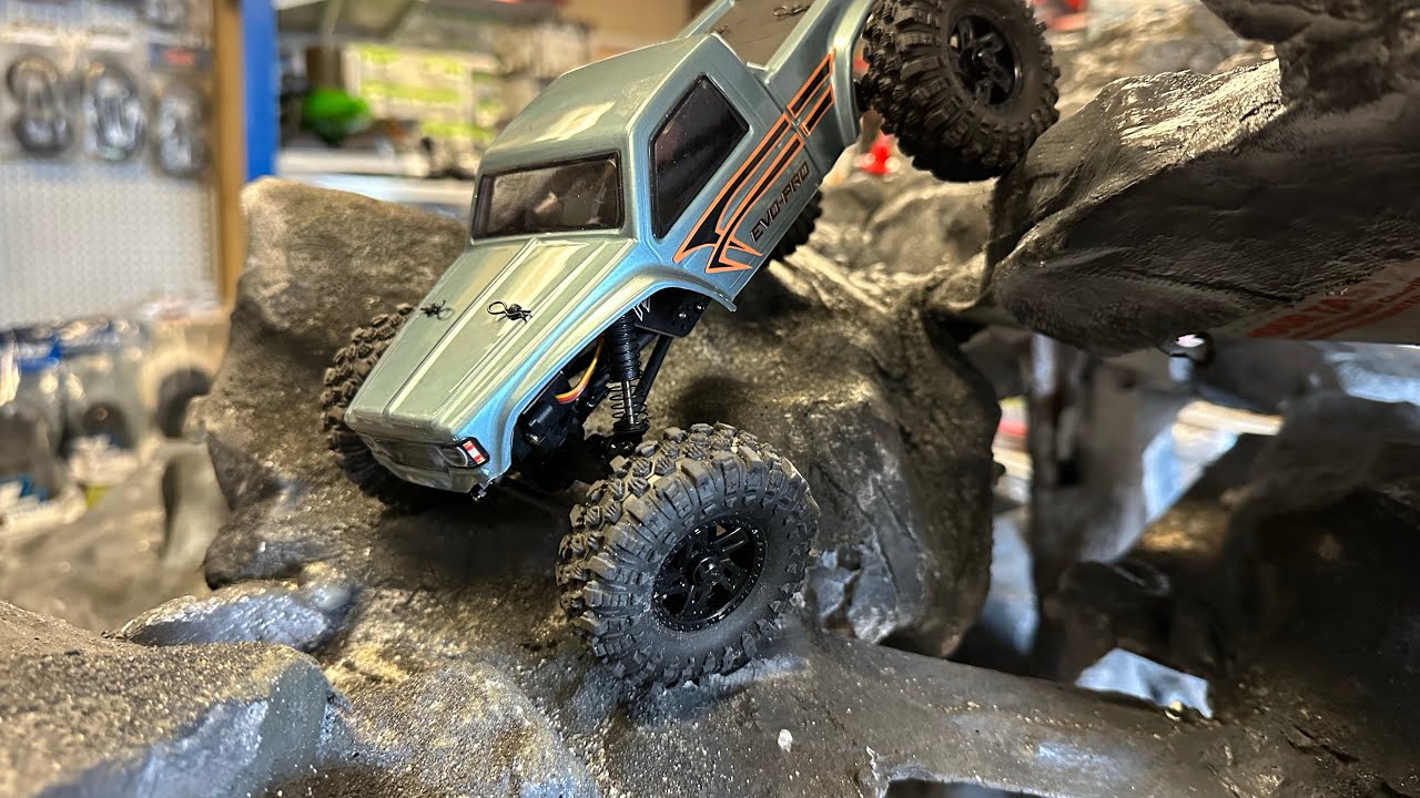 Hobby Plus Cr18p Evo Pro Brushless unboxing and run