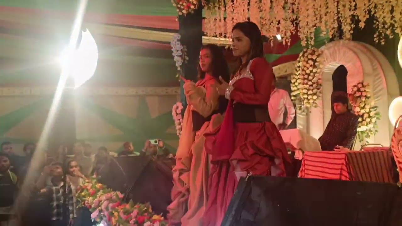 Arkesta आर्केस्ट्रा stage so night masti नागिन जैसन गे #viral ₹treanding# newreel#viralreel#new 