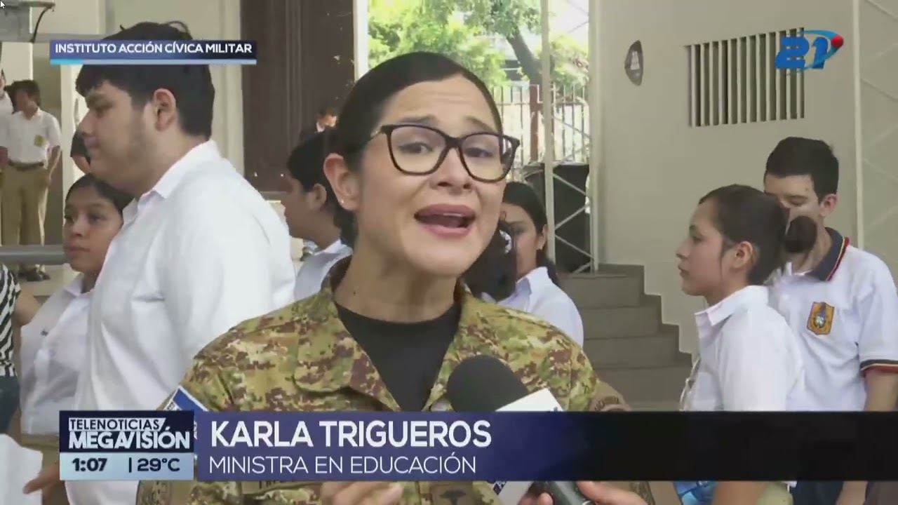 Microonda:Realizan pre-enrolamiento de jóvenes para que obtengan DUI antes de elecciones. GMV