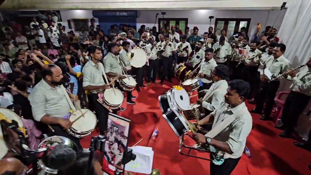 മിന്നൽ വള🫰 ന്യൂ കേരള👌🥁🎺#pooram#uthsavam #bandset#perunnal#kunnamkulam#bandsetkerala#thrissur#kerala