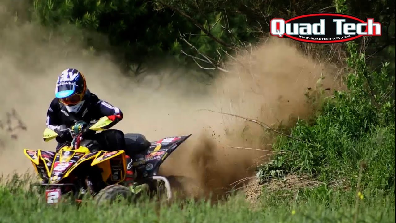 Чехлы для сидений QuadTech
