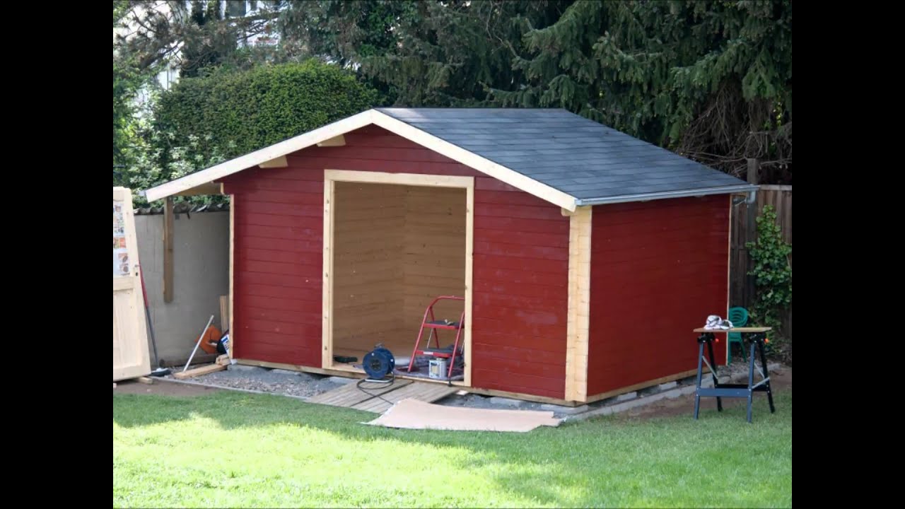 Streichen des Gartenhauses
