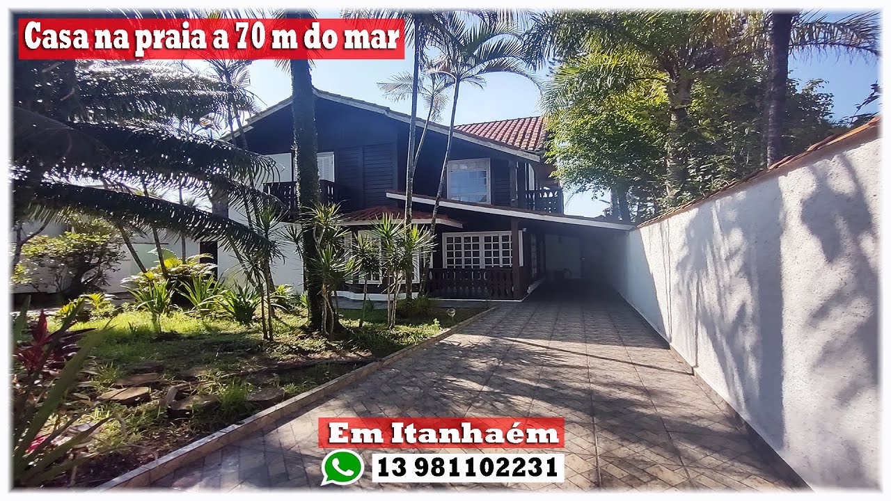 🏠 Casa na praia com jardim e terreno grande a 70 m do mar