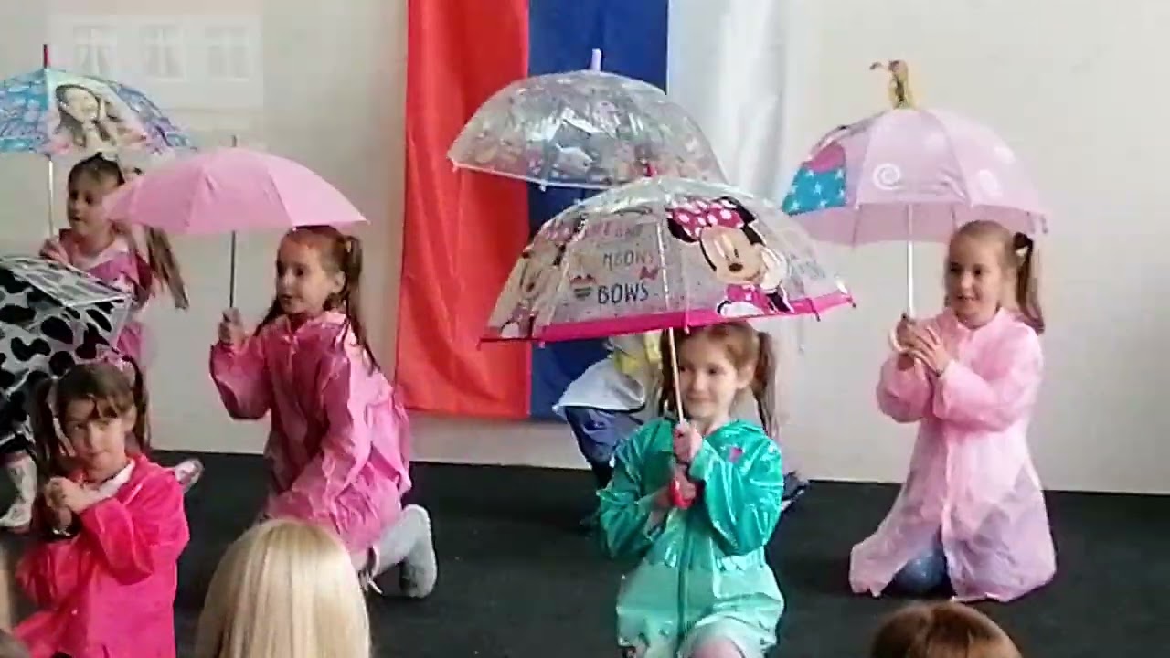 Плес на киши ☔ ☂️ 🌈 Дан Основне школе 