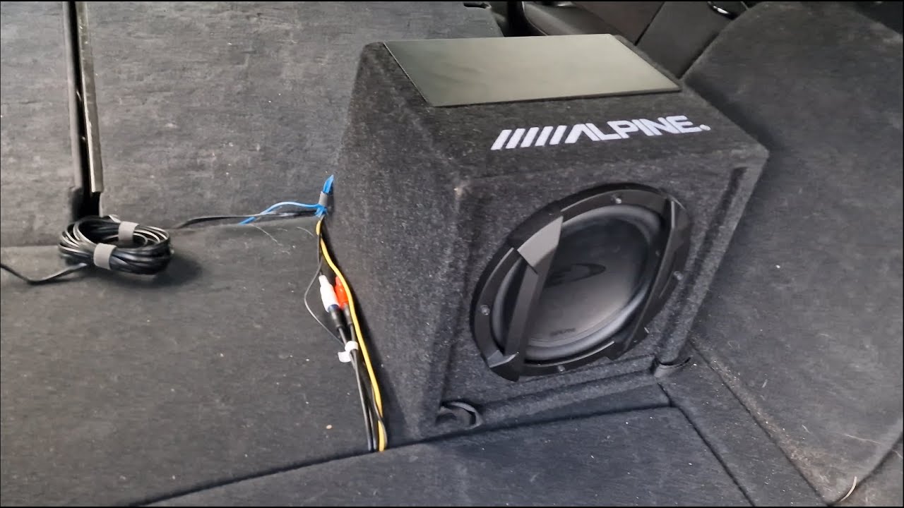 How to install subwoofer Audi A4 Avant B8.5 2014