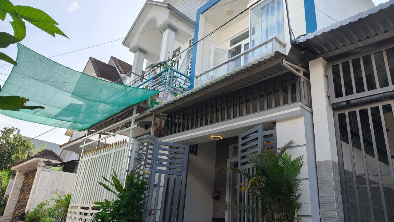 Cần Thơ bán nhà gần chợ nổi cái răng khu dân cư 92 trệt 1 lầu 3 phòng ngủ giá 2 tỷ, 890