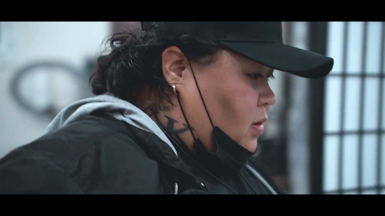 SWISHERS & CHRONIC (REMIX) - KB ThaHustlah FT. CLASIXC CRIIP & BABY CiSCO (OFFICIAL MUSIC VIDEO)
