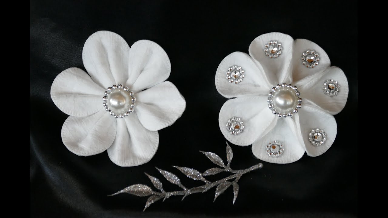 Edle Bl&uuml;ten aus Wattepads &ndash; Noble flowers made from cotton pads&ndash; Flores de almohadillas de algod&oacute;n