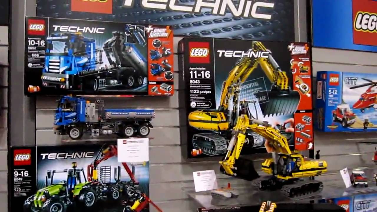 Toy Fair 2010 - Lego Toy Fair Presentation Entrance