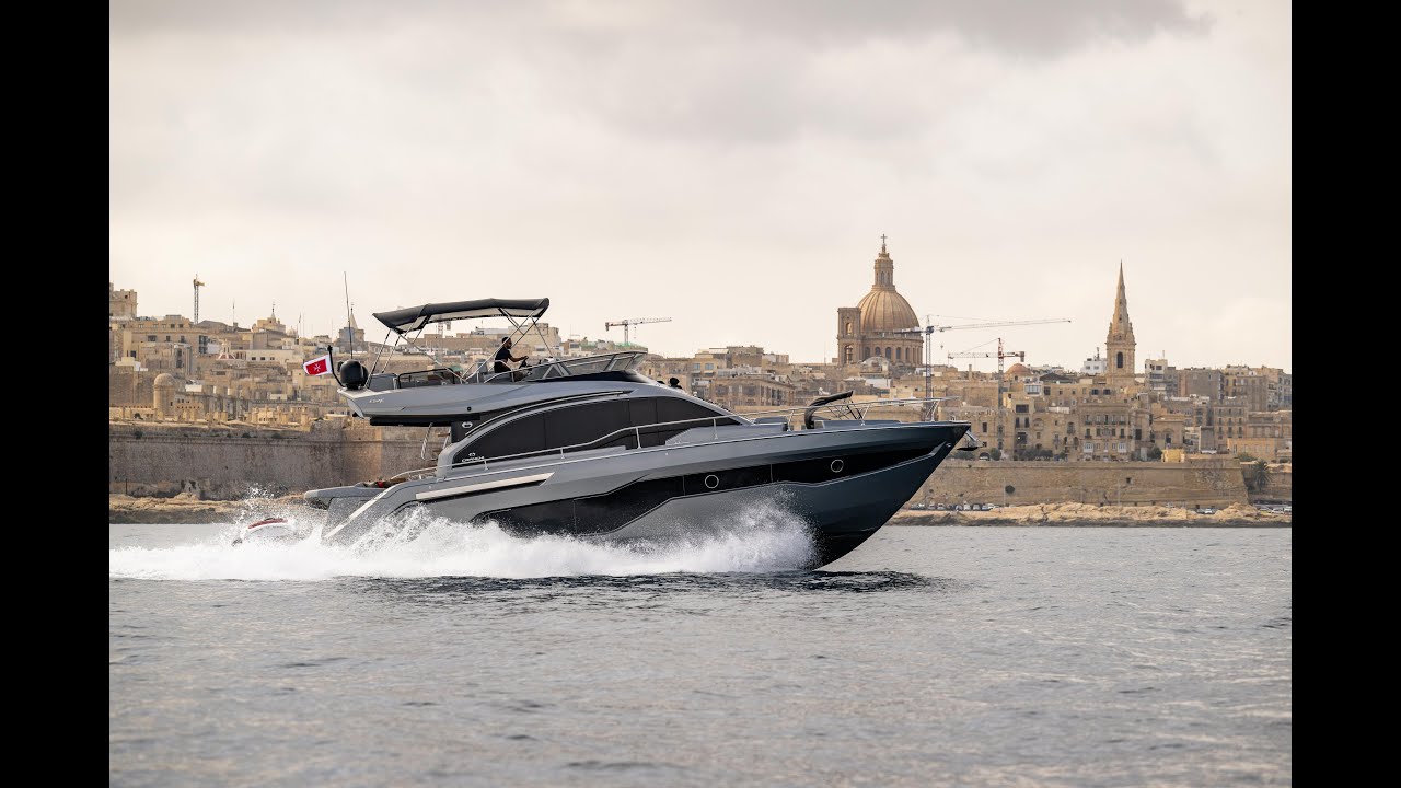 Cranchi E52 F Walkthrough: Explore This Stunning Yacht for Sale!