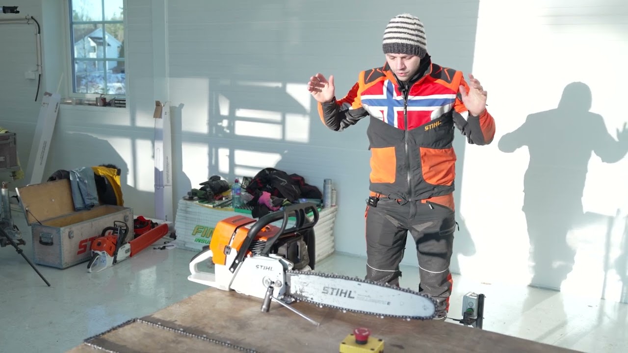 Hvordan tevle motorsag - sverdsnuing med kjedebytte