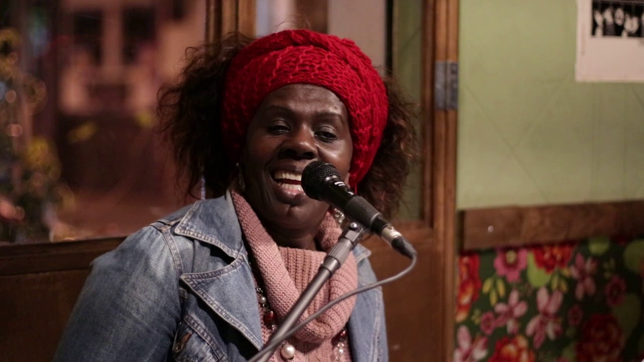 Raquel Tobias canta Malandro (Jorge Aragão e Jotabê)