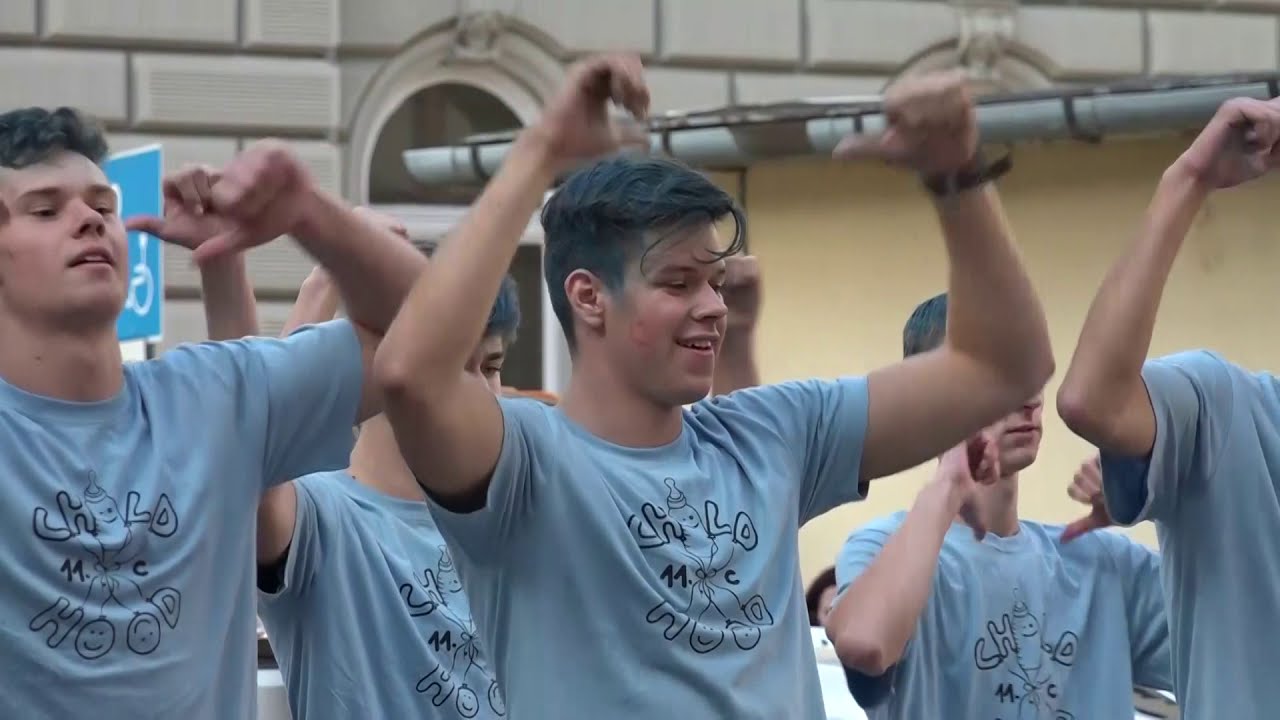 11C Childhood kampány bevonuló 2019