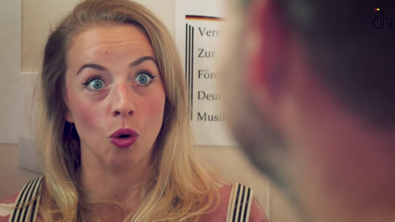 Miss Allie im Interview beim #deutschFM #GästeKlo
