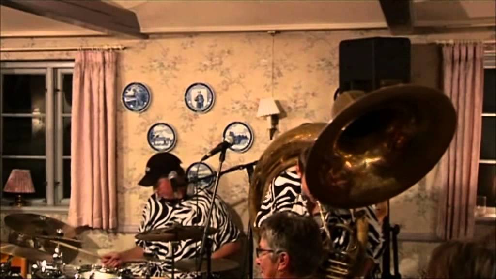 Zebrass live i præstø jazzklub 10/10 13 Part 2