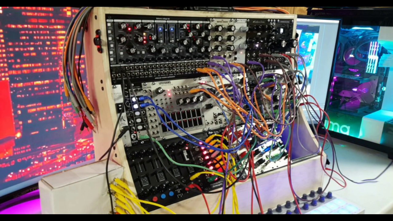 Eurorack Techno_ Sequentriarc