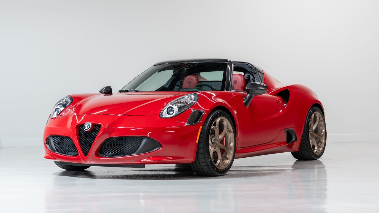 2018 Alfa Romeo 4C Spider - Drive & Walkaround