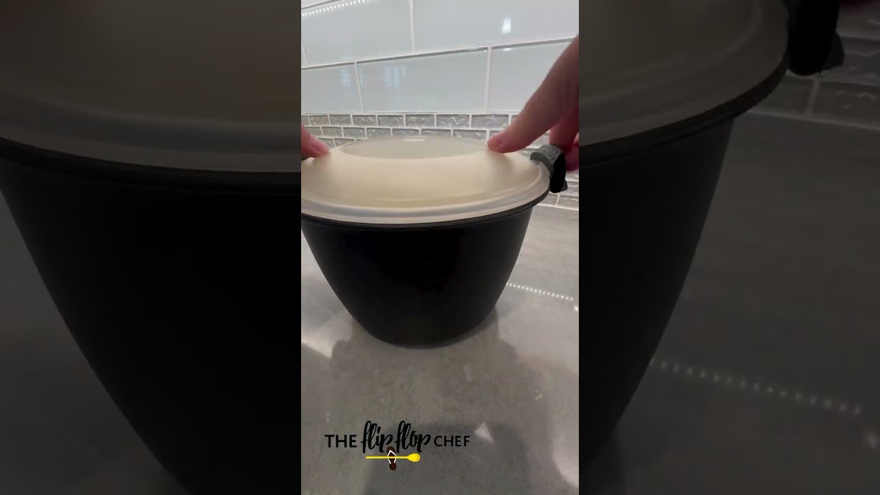 🍚✨ Perfect rice every time in the Pampered Chef 3-Qt. Micro-Cooker® Plus!