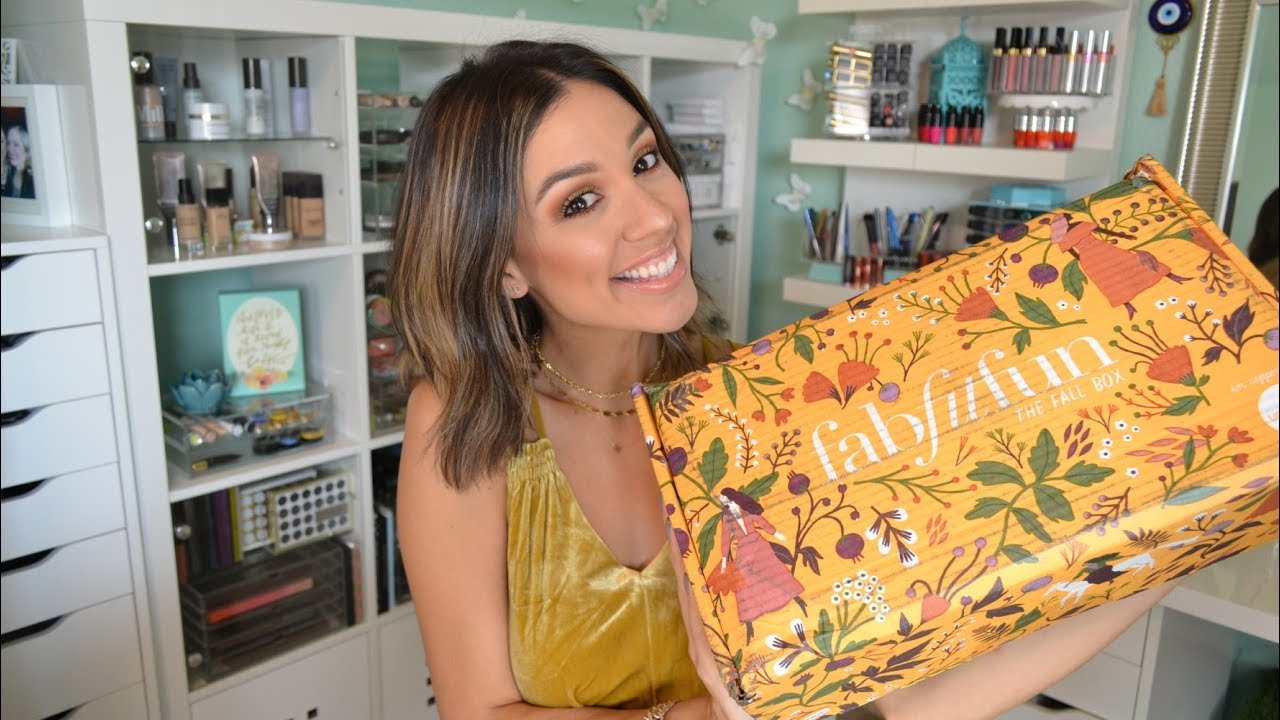 FabFitFun Unboxing | Fall 2017 - BEST.BOX.EVERRRR!!!