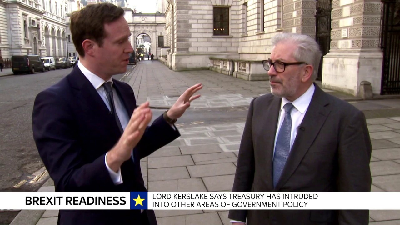 Ex-mandarin says Treasury was damaged by Brexit debate