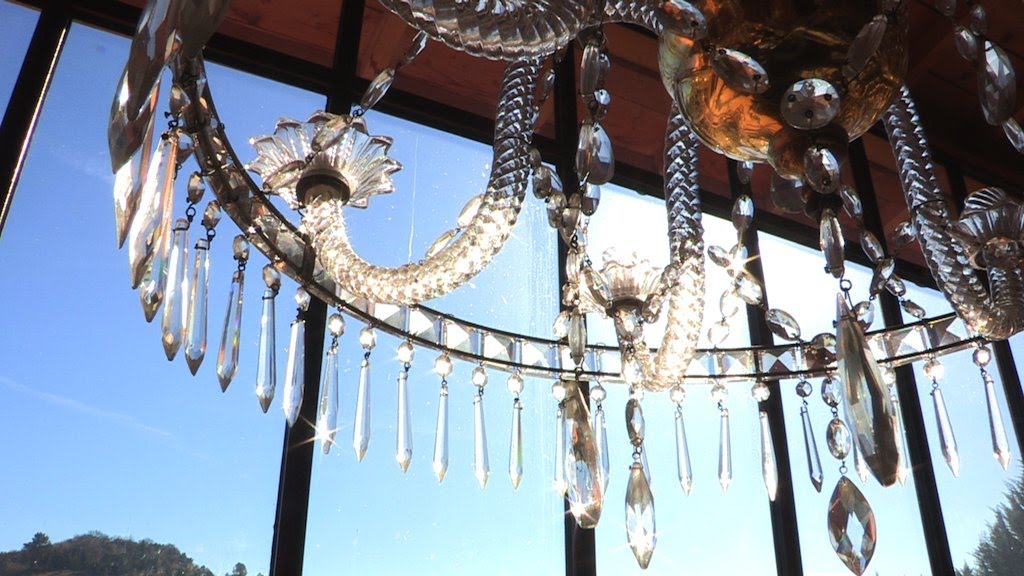 Illuminating the past with France’s chandelier craftsman