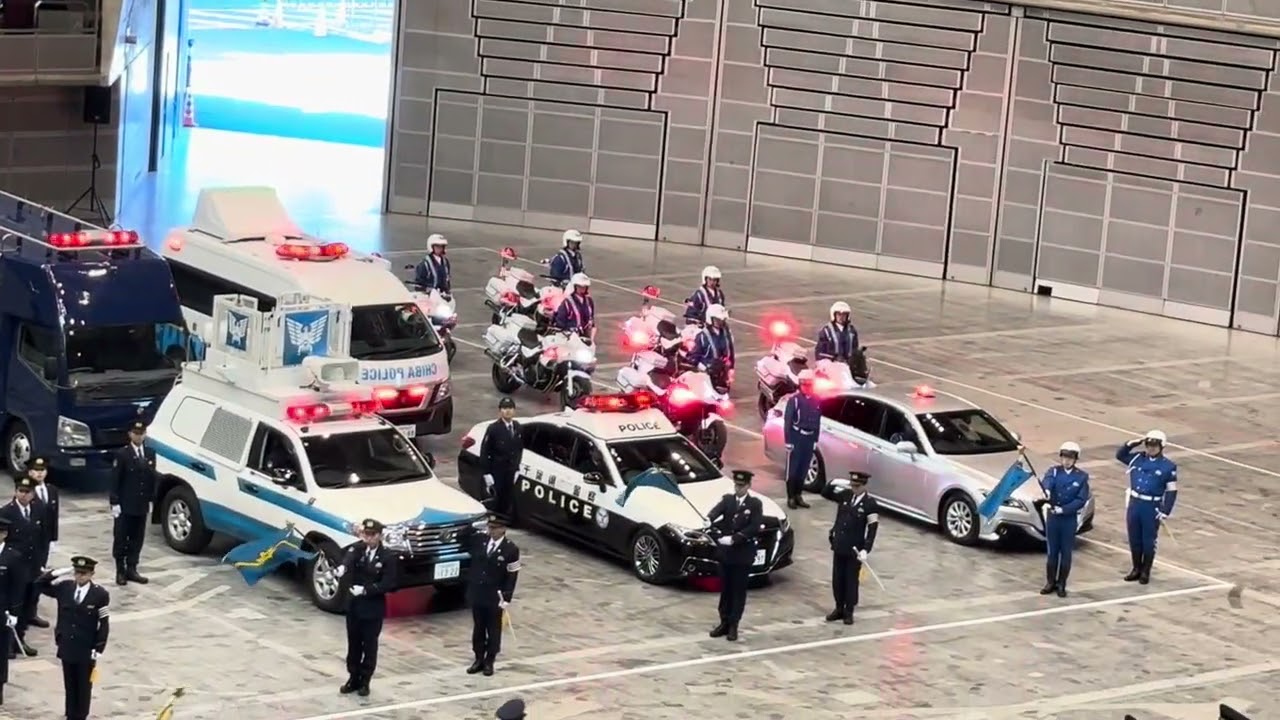 2026年千葉県警年頭視閲の目玉！シボレーカプリス・クライスラールバロン・クジラクラウンオープン登場！