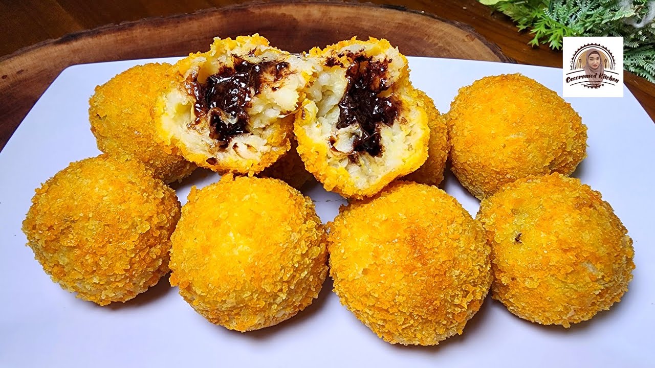 BOLA-BOLA PISANG ISI COKLAT LELEH. BISA FROZEN, TINGGAL GORENG AJA.