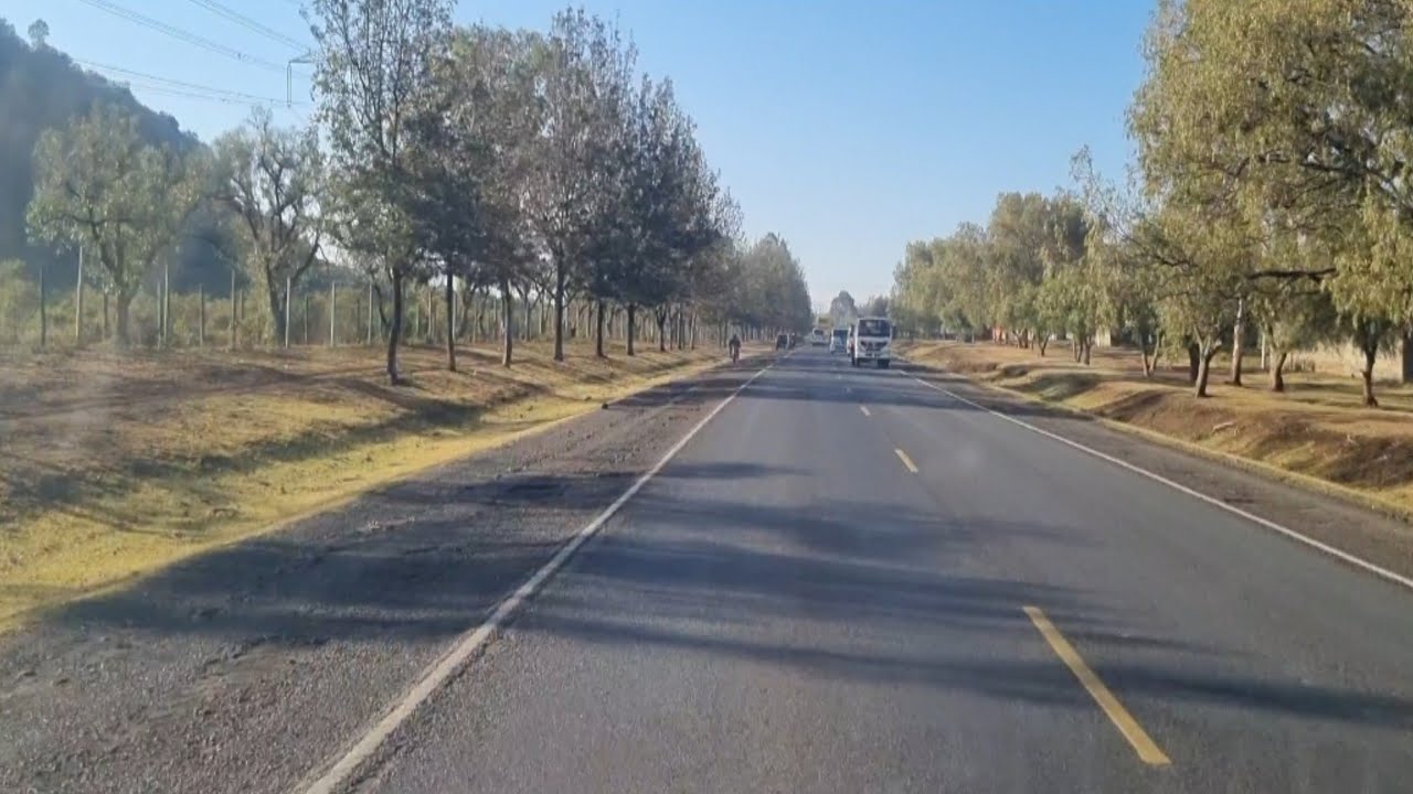 NAIVASHA-NAIROBI HIGHWAY//FOUR FAMILY MEMBERS DIE IN ACCIDENT AT KINUNGI ON THURSDAY 16TH NOVEMBER