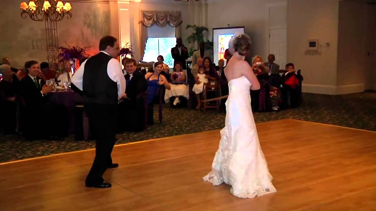 hochzeit  vater tochter tanzen kung fu fighting   Kung Fu Fighting Daddy Daughter Dance
