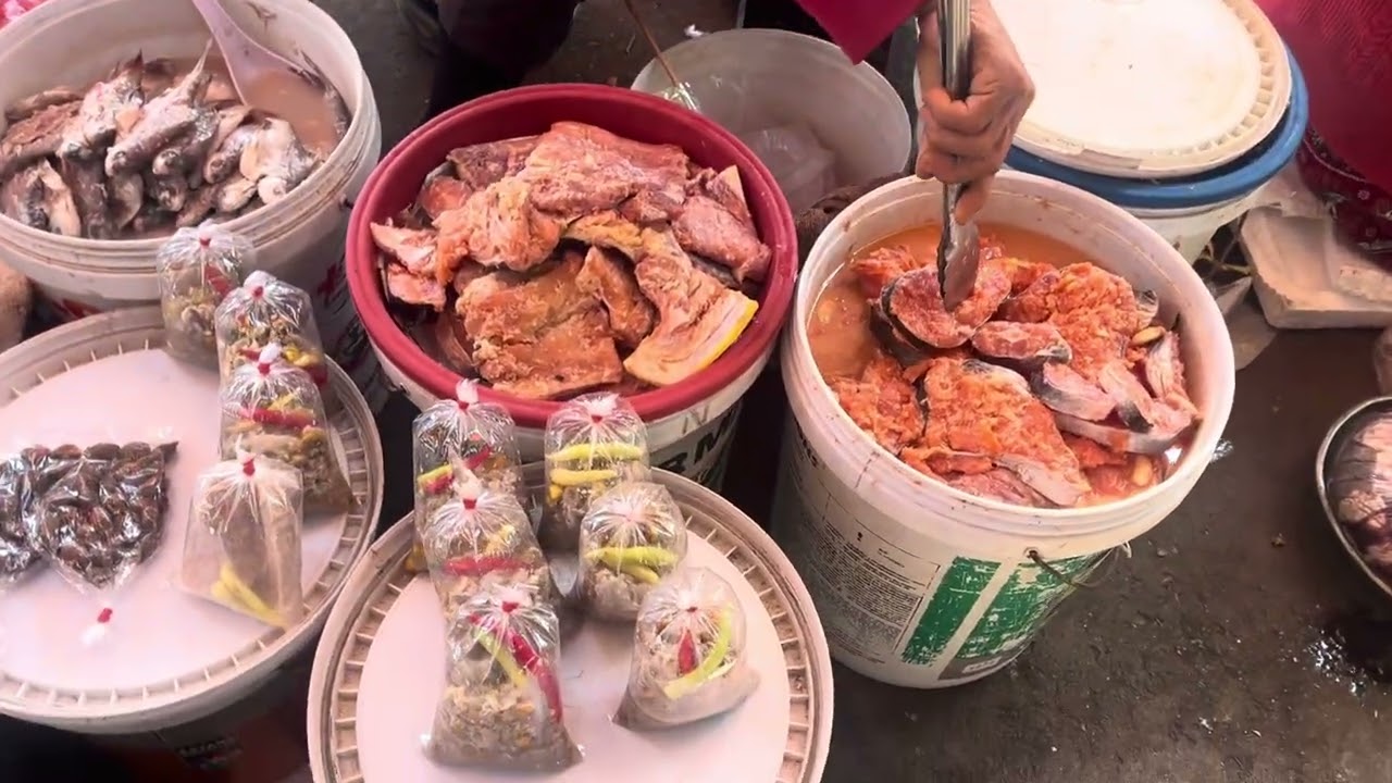 ไอ้หย๋า! ของกินธรรมชาติ ที่ตลาดสะหวันไซ สะหวันนะเขต Savannakhet Loas