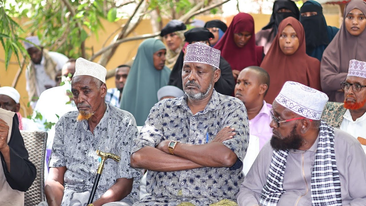 Odayasha Cabudwaq o cambareyay hadalka Boqor Hamud Sheikh, Cowlyan raligalin laga raba, Dhamajaley o