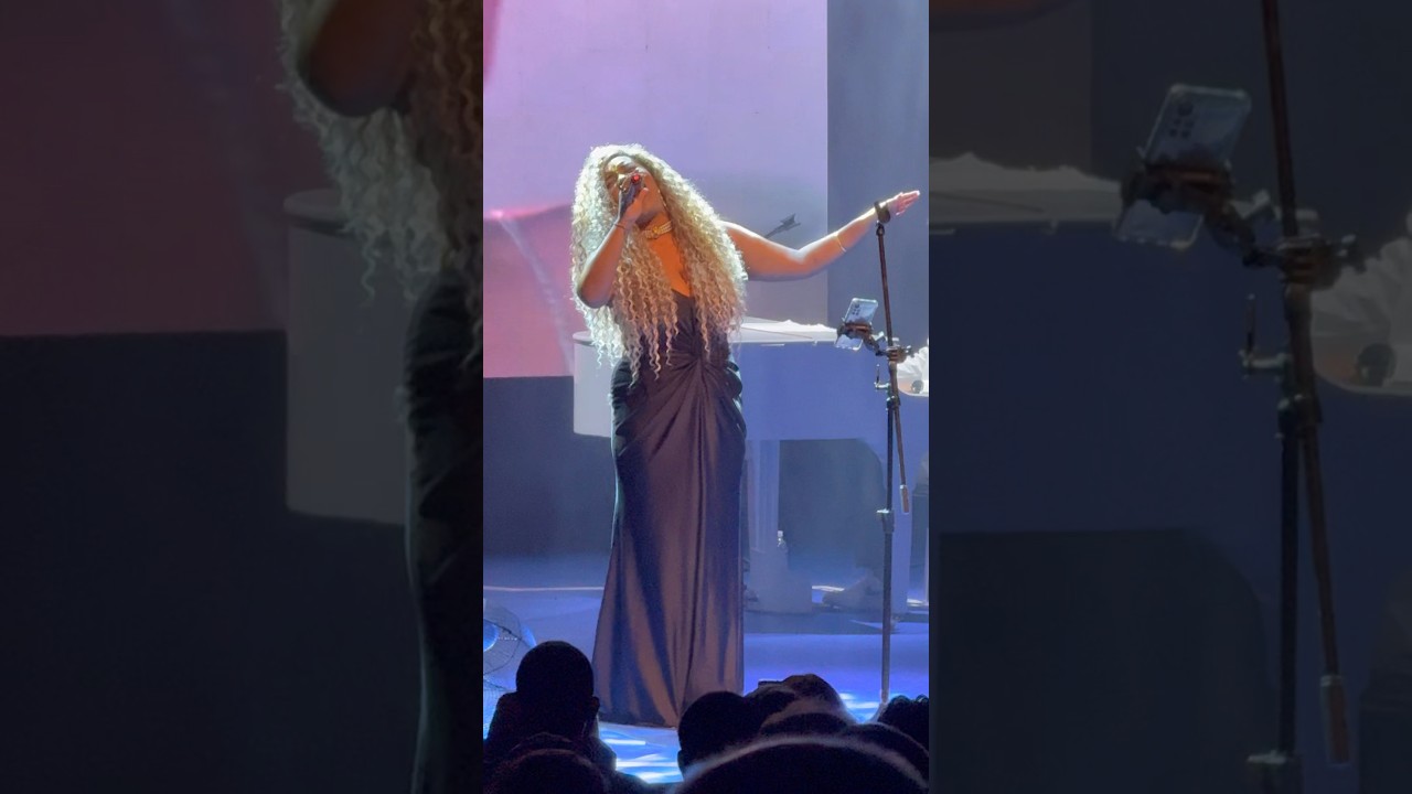 Greatest Love Of All - Lia Lira | Whitney Houston | Tributos Revival | Teatro Gazeta