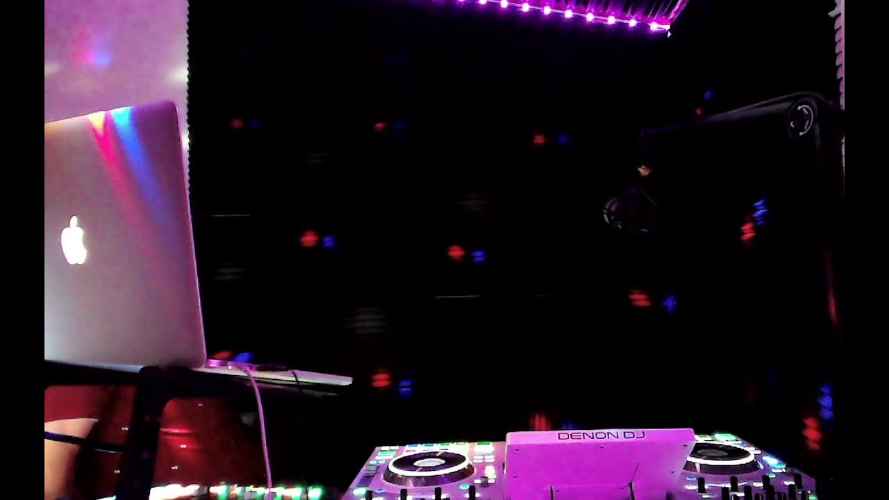 Mezclando En vivo A fuegooooo