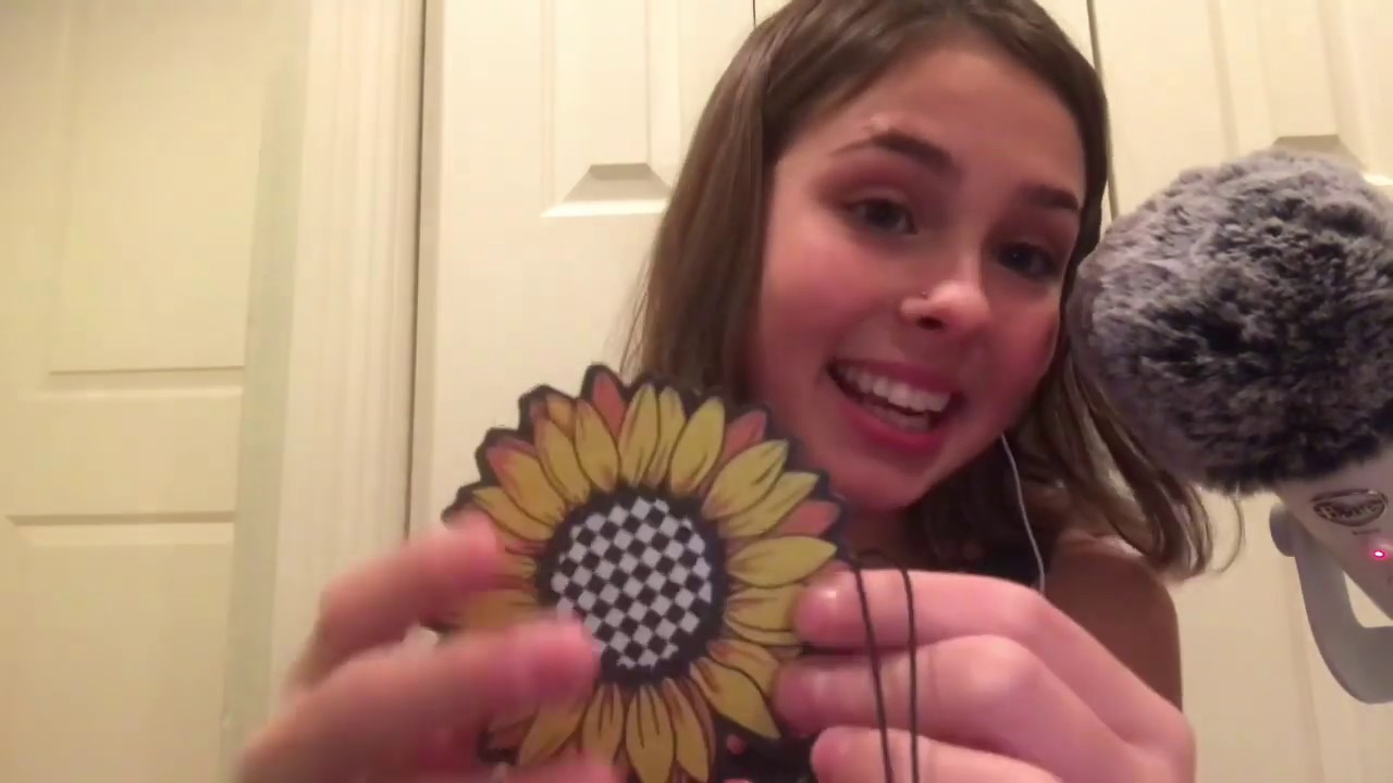 Asmr ~ Personal shopper RolePlay