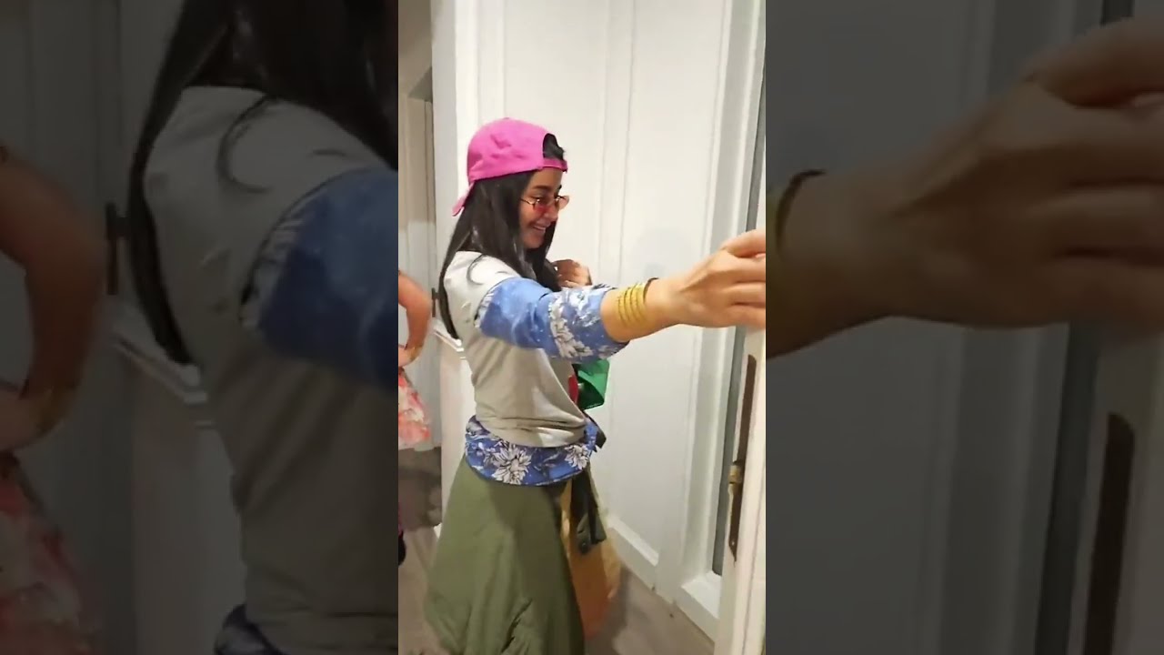 أسولة طلبت الاحتفال بعيد ميلادها 🎁بإطلالة فريدة: لبس غريب جداً👗