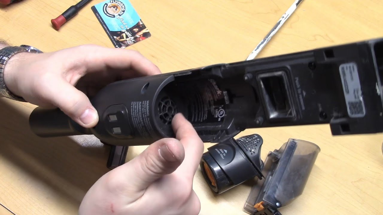 Fixing a Shark Wandvac that turns off immediately or makes chirping noise WV201