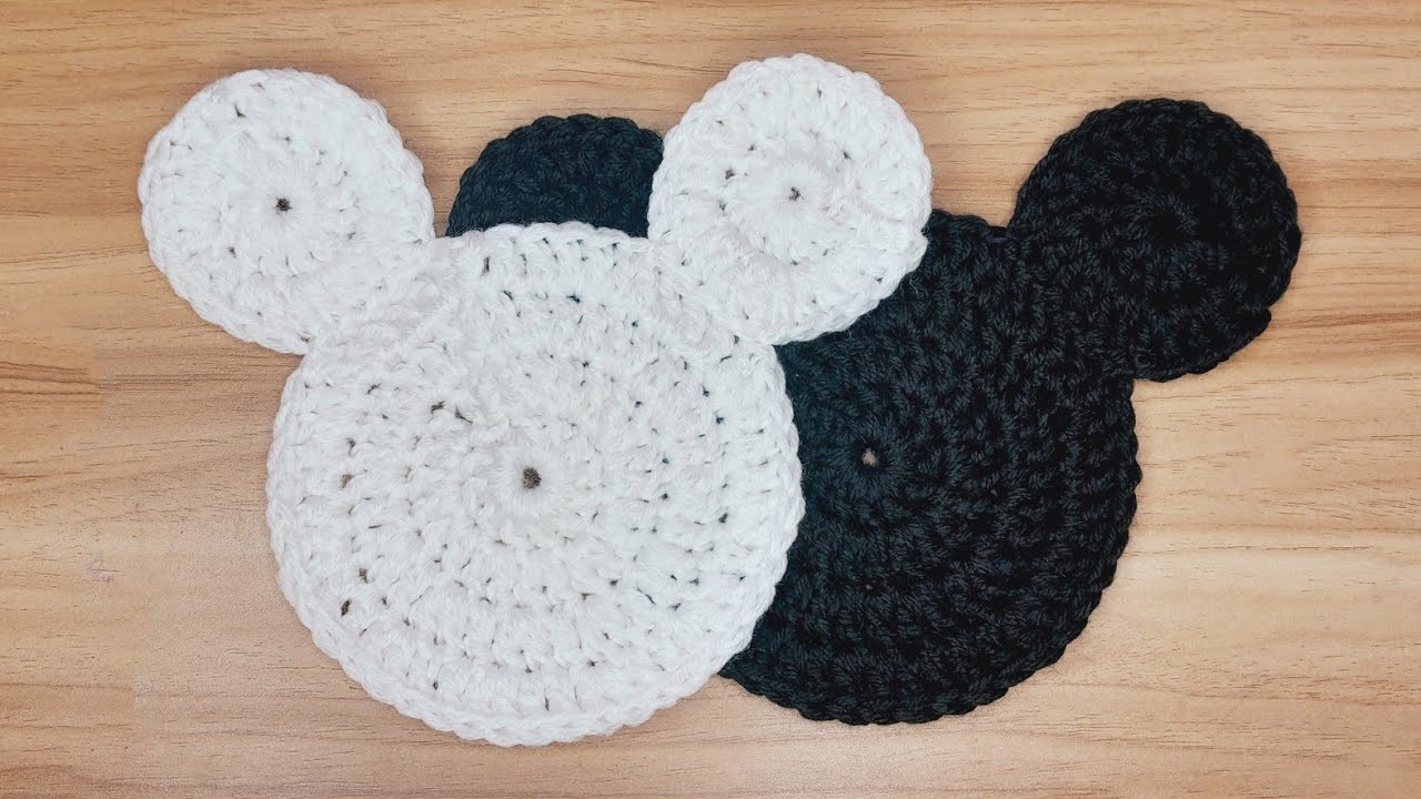 Crochet Mickey Mouse Coaster | Free Crochet Mickey Mouse Pattern