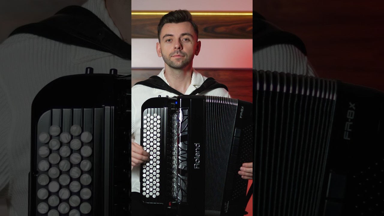 Famous Polish Folk Song 🇵🇱 Szła dzieweczka do laseczka (Akordeon)