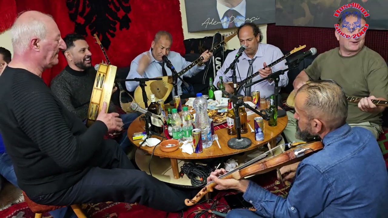 Zahir Pajaziti k&euml;ndon  Perparim Gashi
