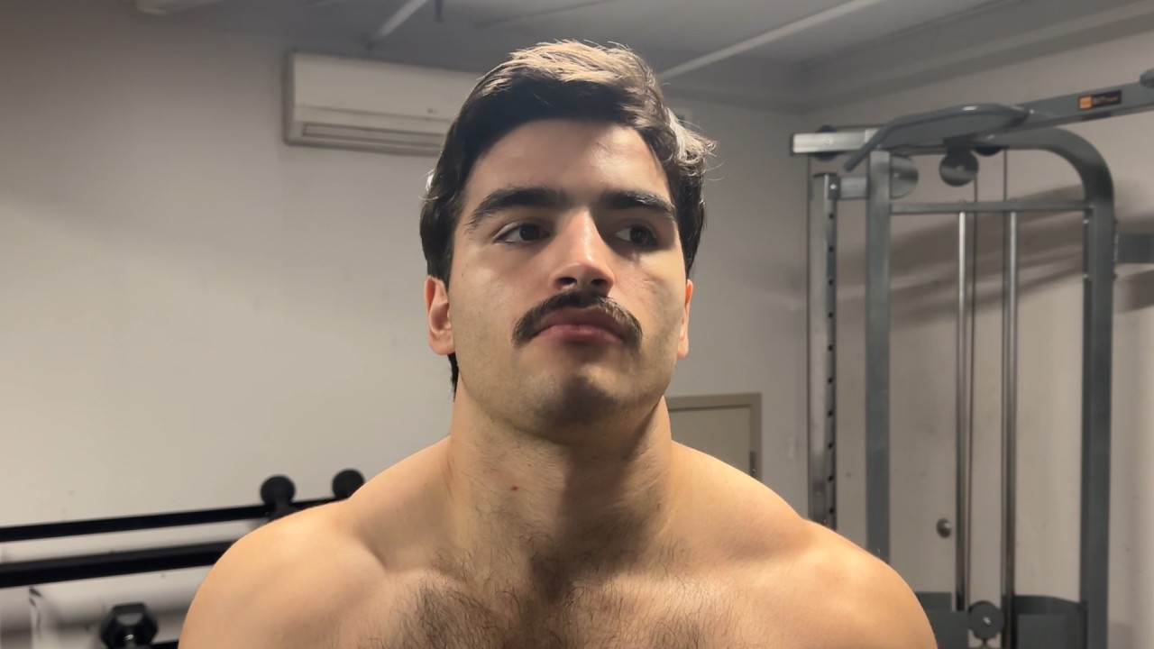 Я потратил 9 лет на построение своего тела, чтобы понять, что это не имеет значения.