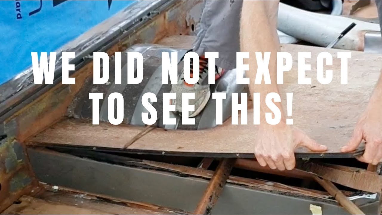 Mitsubishi Rosa school bus conversion. Episode 6: How to remove a bus floor. Part 2. The plywood
