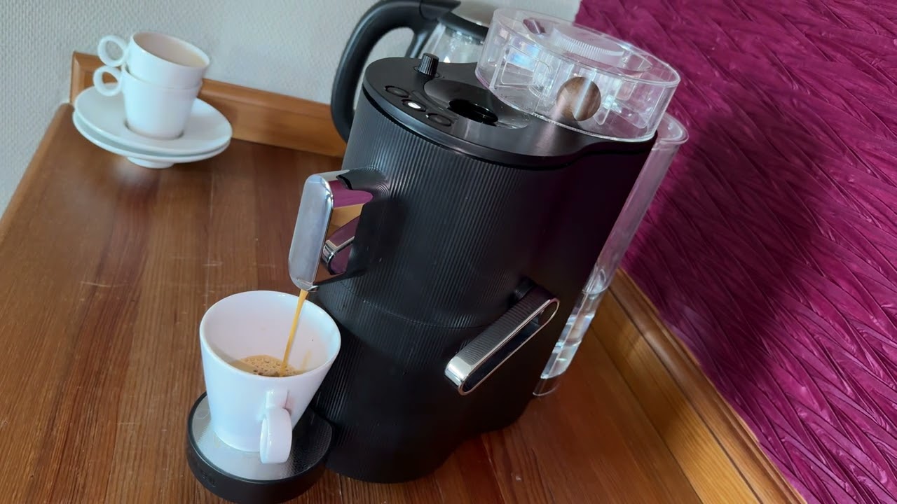 CoffeeB by caf&eacute; royal - Globe Black - Coffee machine designed for the use of coffee balls